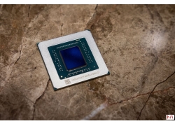 AMD CEO嘲笑高端Navi GPU和光线追踪将用于